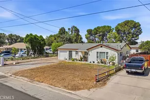 12394 16th St, Yucaipa, CA 92399 - Photo 2