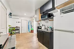 1113 E 85th, Los Angeles, CA 90001 - Photo 6