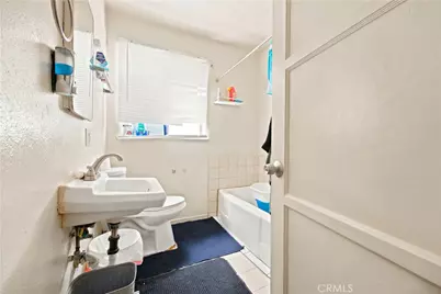 139 E 229th Street, Carson, CA 90745 - Photo 28