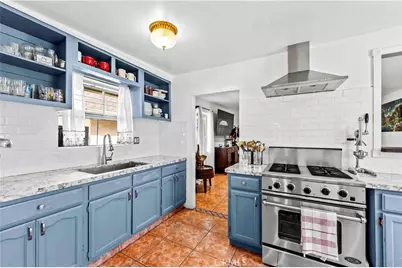 307 N Kern Avenue, East Los Angeles, CA 90022 - Photo 2