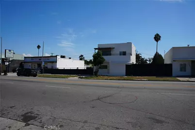 7506 S Western Ave  Los Angeles, County - Los Angeles, CA 90047 - Photo 8