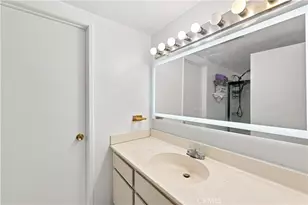 106 Racquet Club, Compton, CA 90220 - Photo 16