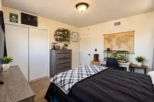 17359 Hawthorne Ave, Fontana, CA 92335 - Photo 10