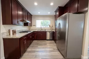 5354 Lindley, Encino, CA 91316 - Photo 6