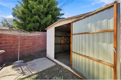 7819 Dalton, Los Angeles, CA 90047 - Photo 34