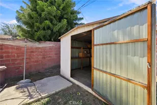 7819 Dalton, Los Angeles, CA 90047 - Photo 34