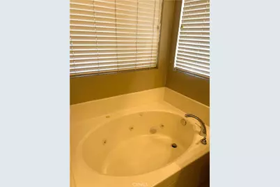 28984 River Oaks Lane, Highland, CA 92346 - Photo 24