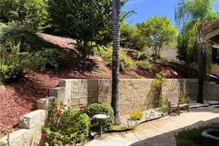 28984 River Oaks Ln, Highland, CA 92346 - Photo 6