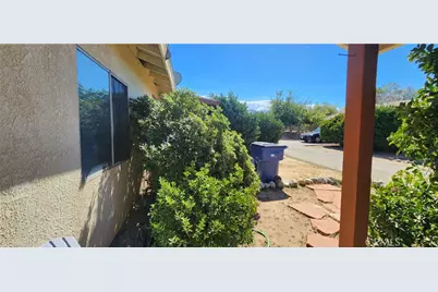 12529 E Avenue V10, Pearblossom, CA 93553 - Photo 52