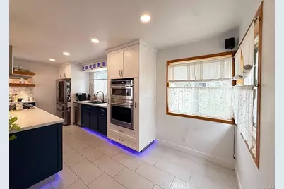555 Hickory Lane, Pasadena, CA 91103 - Photo 8