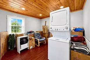 1115 E 105th St, Los Angeles, CA 90002 - Photo 10