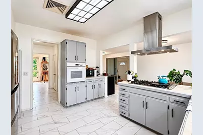 2950 N Golden Avenue, San Bernardino, CA 92404 - Photo 10