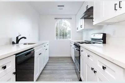 5526 E Los Angeles Avenue #2, Simi Valley, CA 93063 - Photo 14
