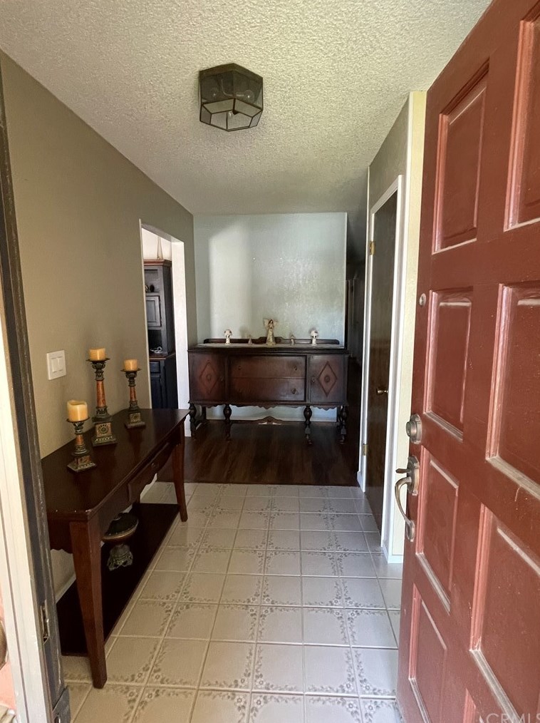 556 Baker Ct, Atwater, CA 95301-4207