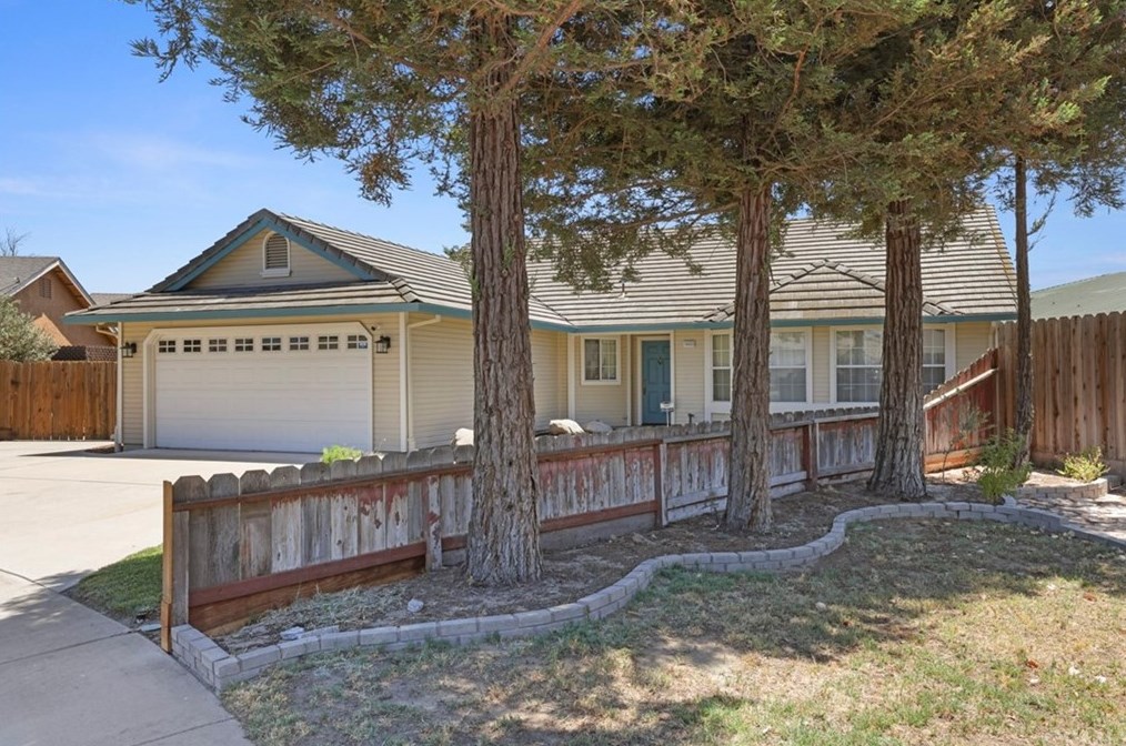 19853 Lucas Ct, Hilmar, CA 95324