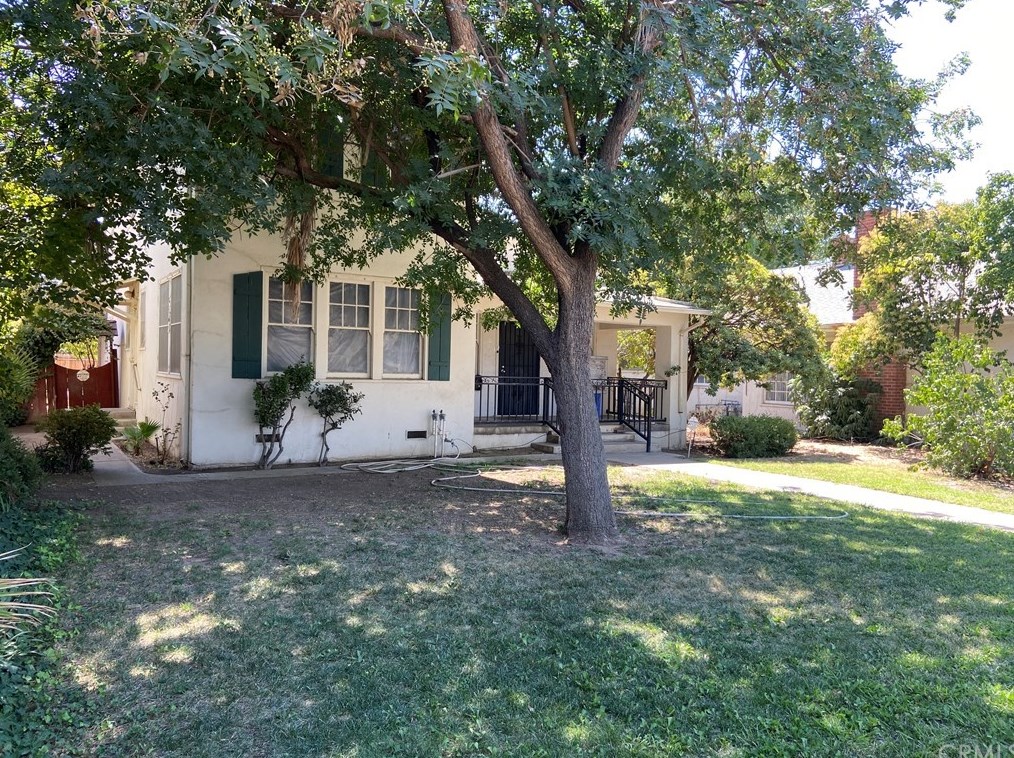 54 W 22nd St, Merced, CA 95340