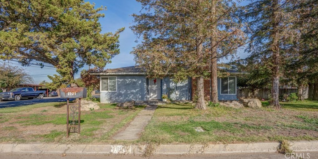1101 Garfield Ave, Madera, CA 93638