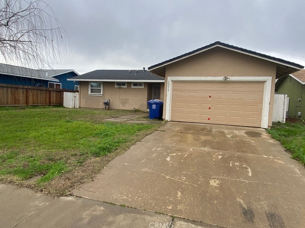 1971 Madera Ave, Dos Palos, CA 93620