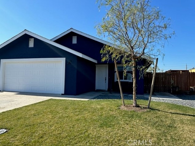 2142 Aviator Ave, Dos Palos, CA 93620