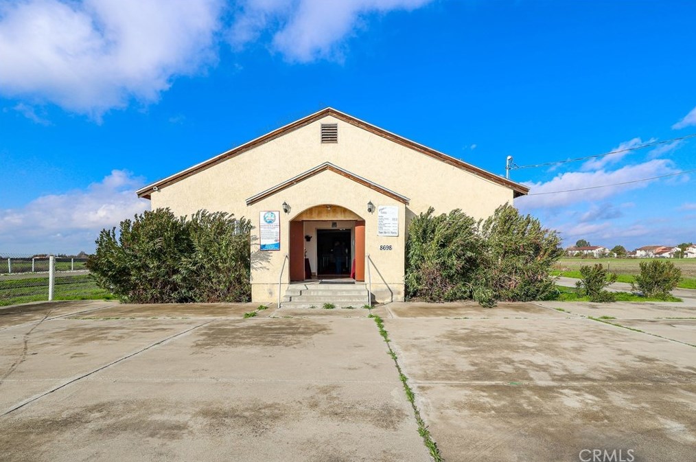 8698 Shain Ave, Dos Palos, CA 93620
