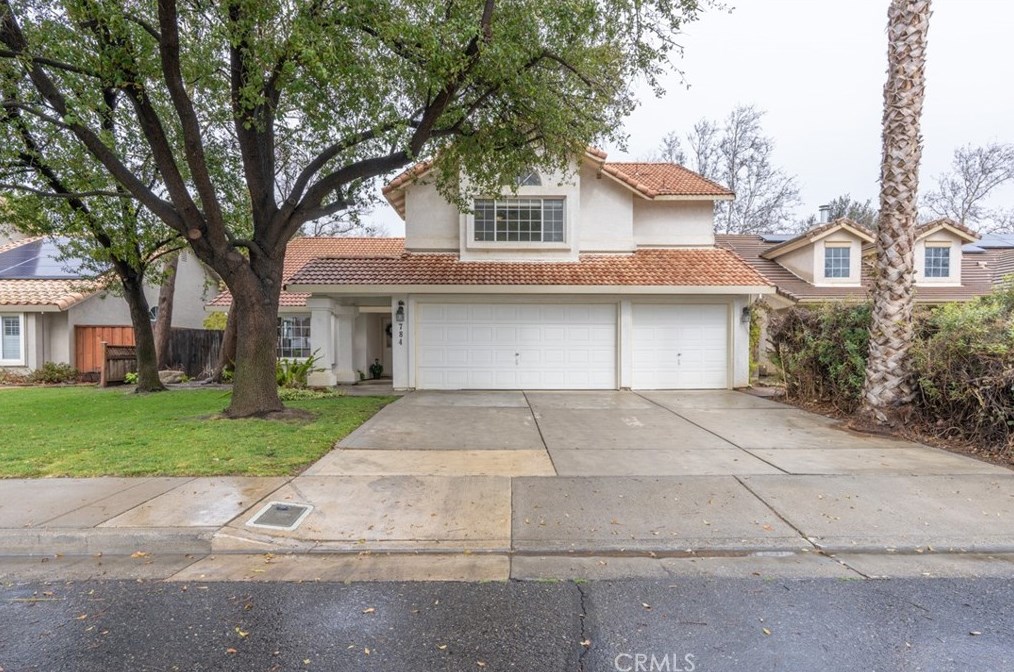 784 Bluff Dr, Los Banos, CA 93635