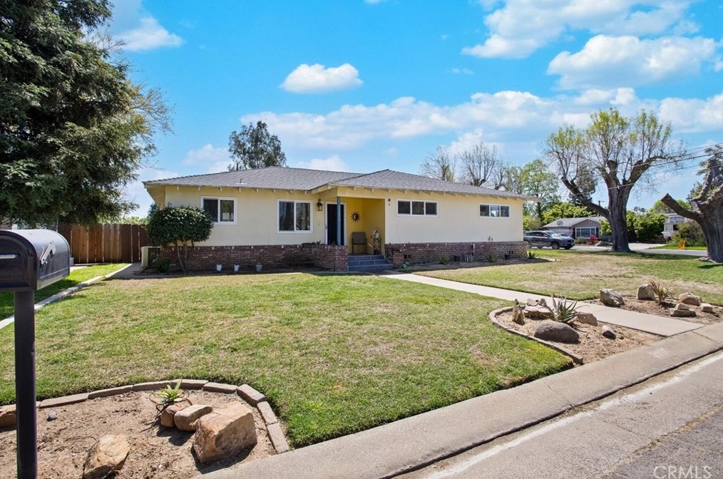 2226 Westwood Dr, Merced, CA 95340-1746
