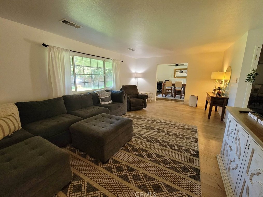1541 North Bear Creek Dr, Merced CA  95340-2662 exterior