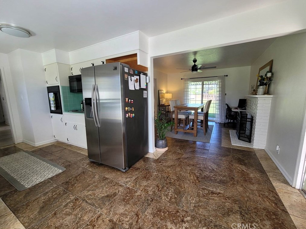 1541 North Bear Creek Dr, Merced CA  95340-2662 exterior