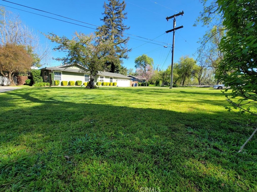 1541 North Bear Creek Dr, Merced CA  95340-2662 exterior