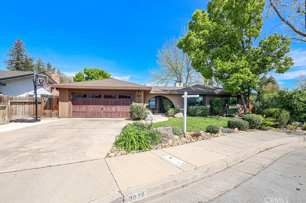 3078 Sharon Ct, Merced, CA 95340-2717