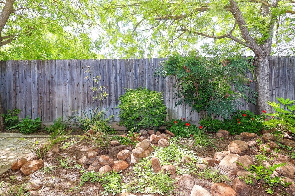 2869 St Thomas Ct, Merced CA  95348-3370 exterior