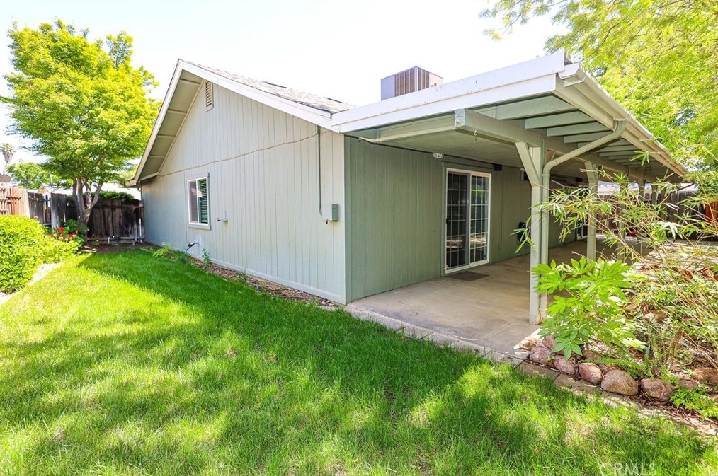 2869 St Thomas Ct, Merced CA  95348-3370 exterior