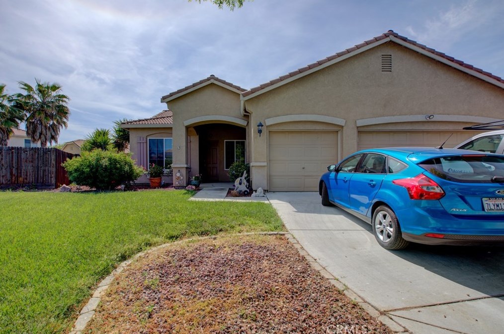2271 Corsico Ct, Los Banos, CA 93635