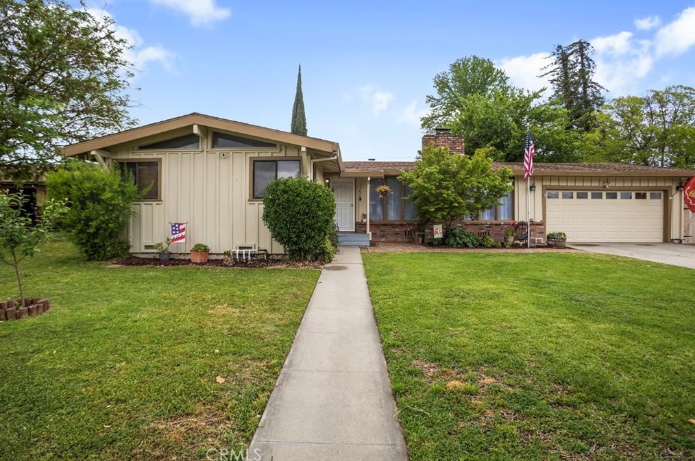 1302 Redwood Ave, Atwater, CA 95301-2722