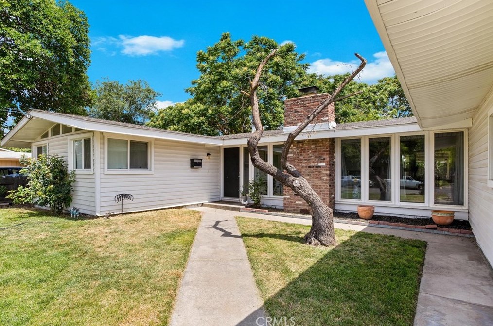 249 Elm Ave, Atwater, CA 95301-4432