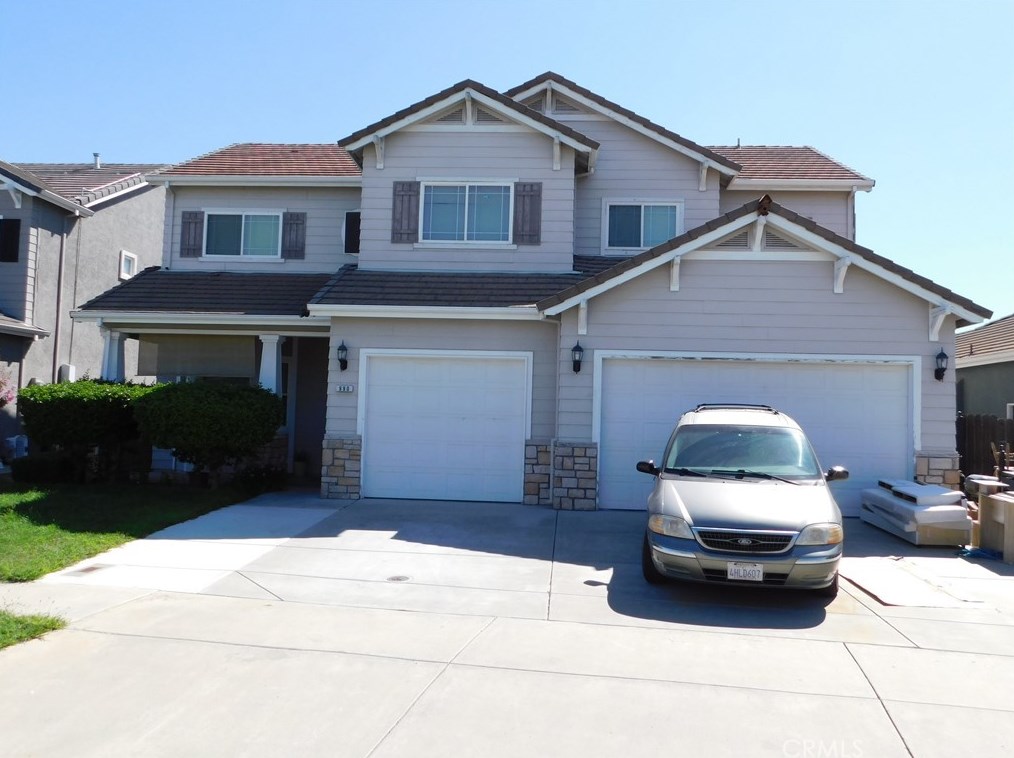 990 Misty Harbor Dr, Livingston, CA 95334