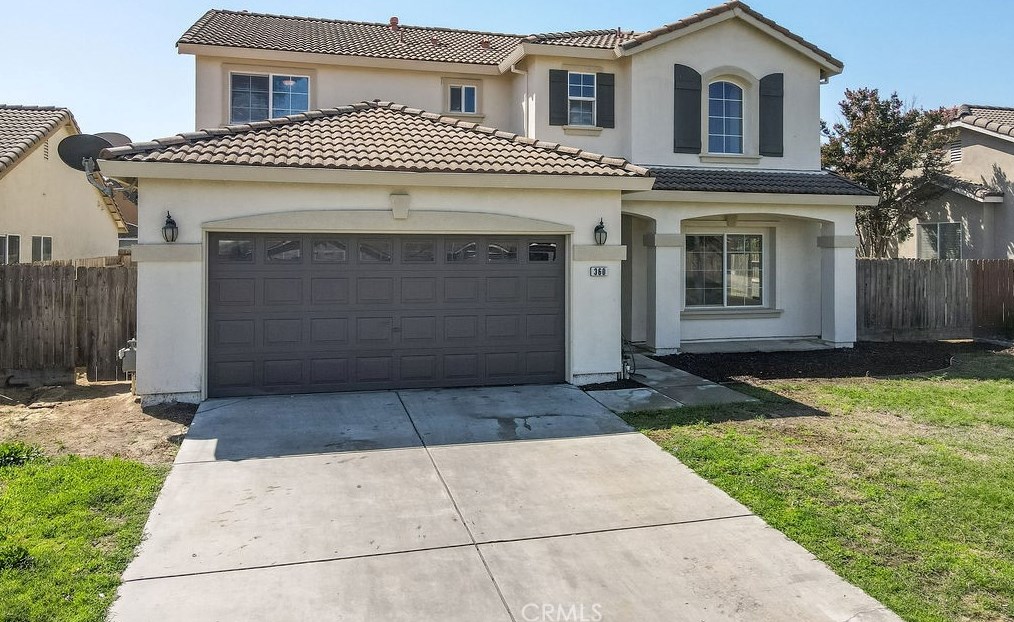 360 Jasmine Ln, Livingston, CA 95334