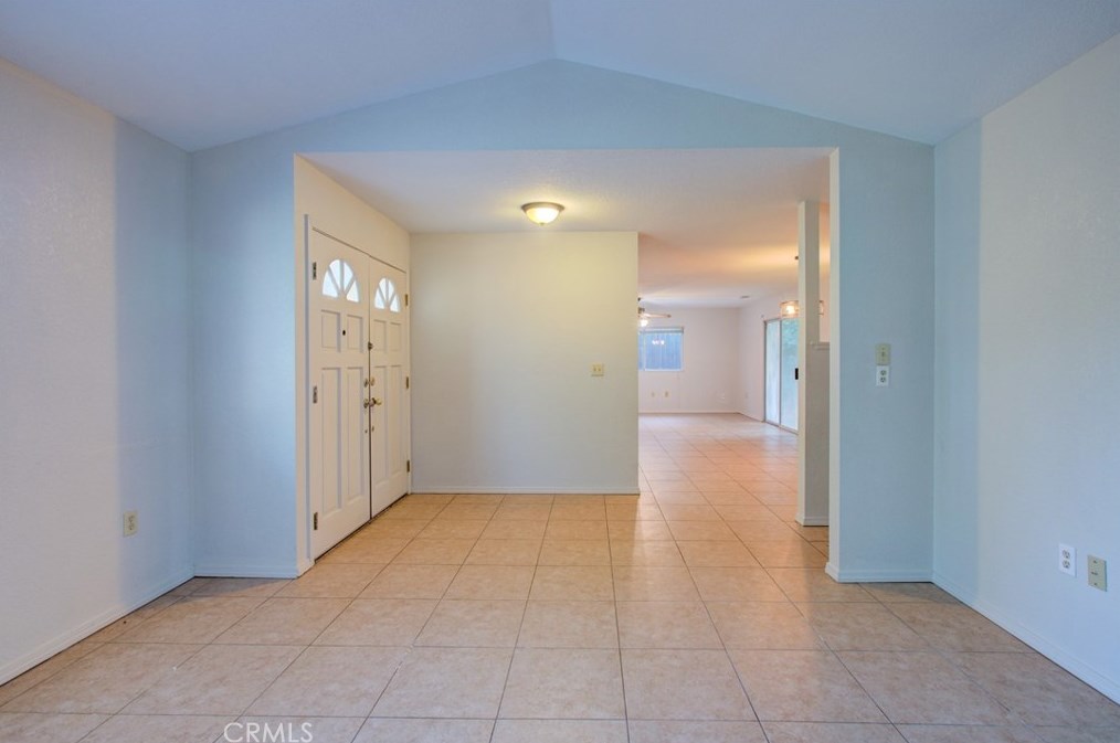 942 Gettysburg St, Turlock, CA 95382