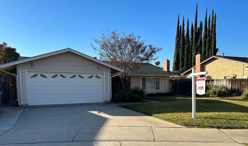 1156 Gregory Ct, Merced, CA 95340
