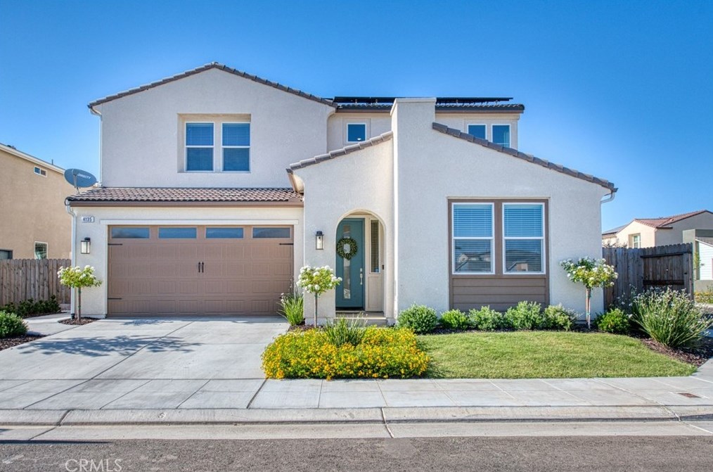 4135 Mecca Ave, Clovis, CA 93619