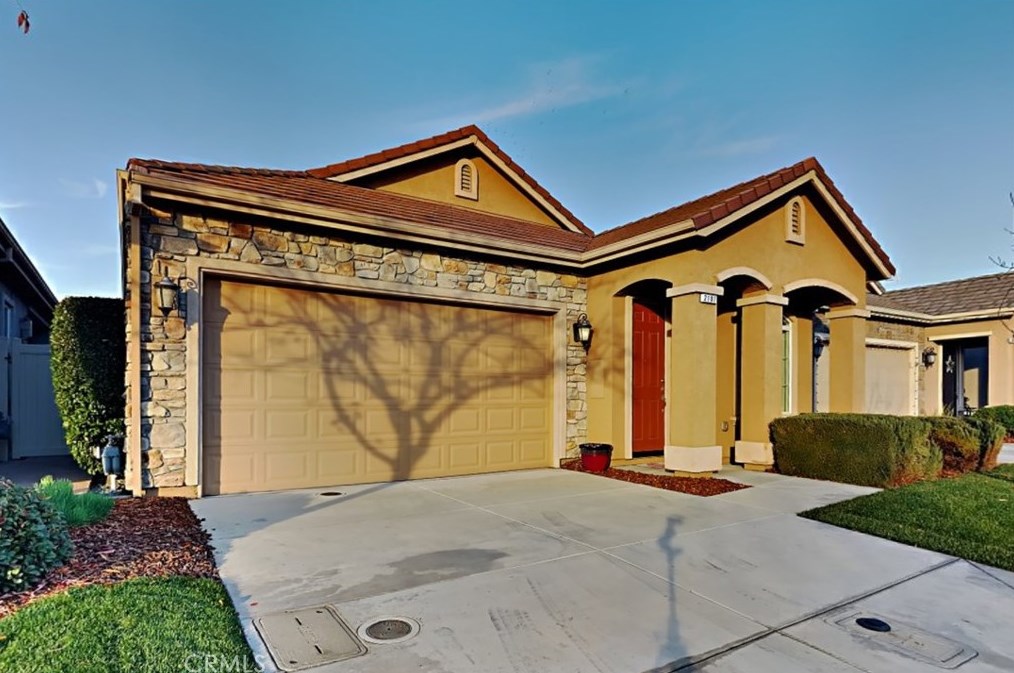 2101 State St, Turlock, CA 95380-8454
