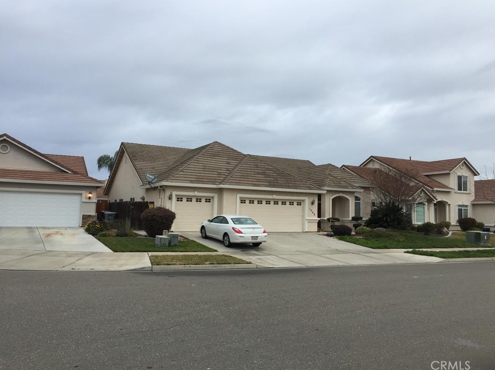 1343 Luke Dr, Merced, CA 95340-8395