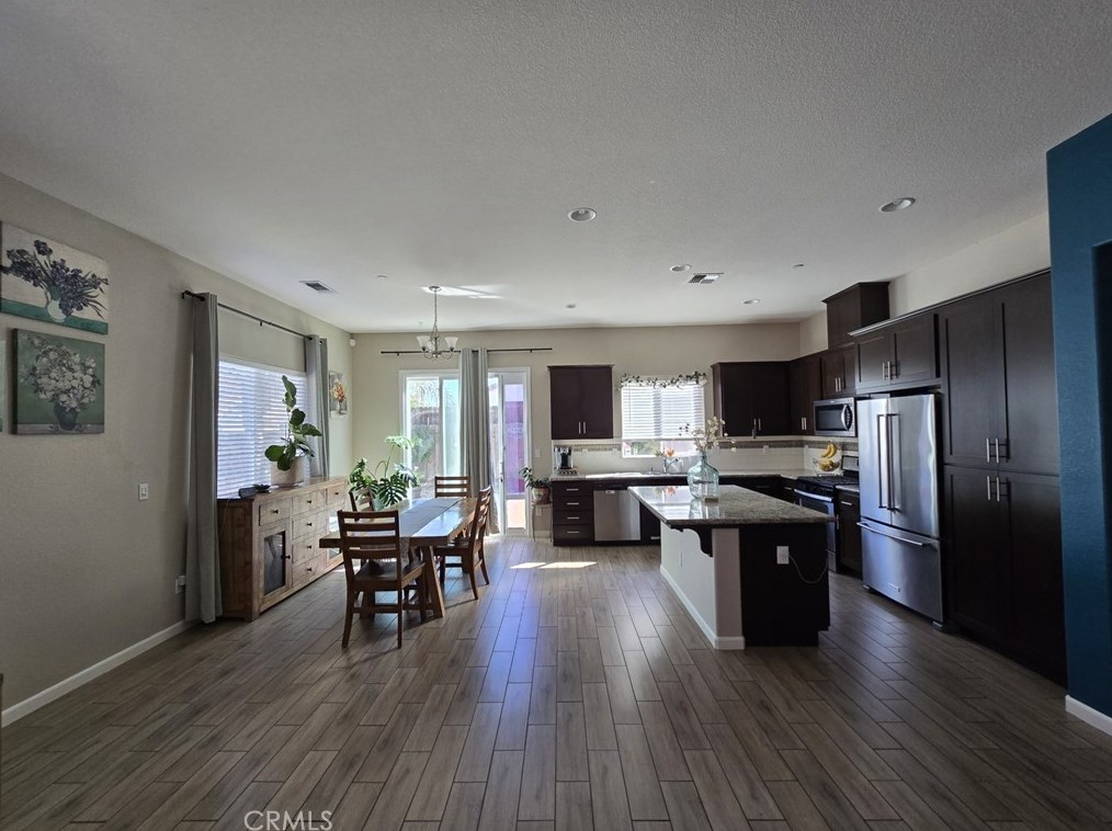 1532 Cloverfield Ct, Atwater, CA 95301