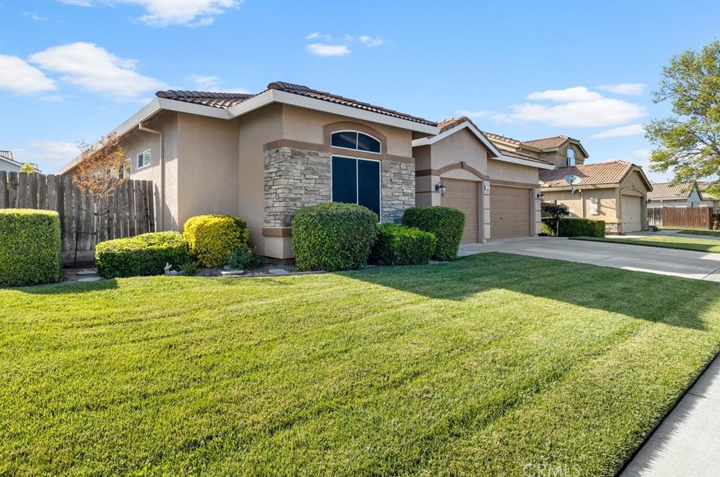 731 Barrington Ave, Newman, CA 95360-9500