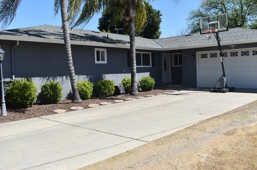 2792 Glen Ave, Merced, CA 95340