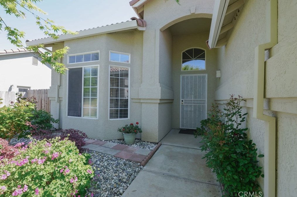 1986 Woodhaven Ct, Merced, CA 95340