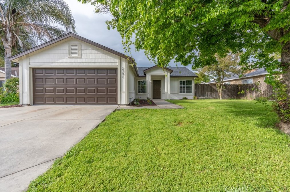 2391 Zinfandel Dr, Livingston, CA 95334