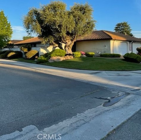 1024 Valley Way, Madera, CA 93637-2768