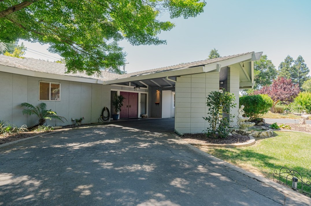 1100 Wyoming Dr, Merced, CA 95340-2530