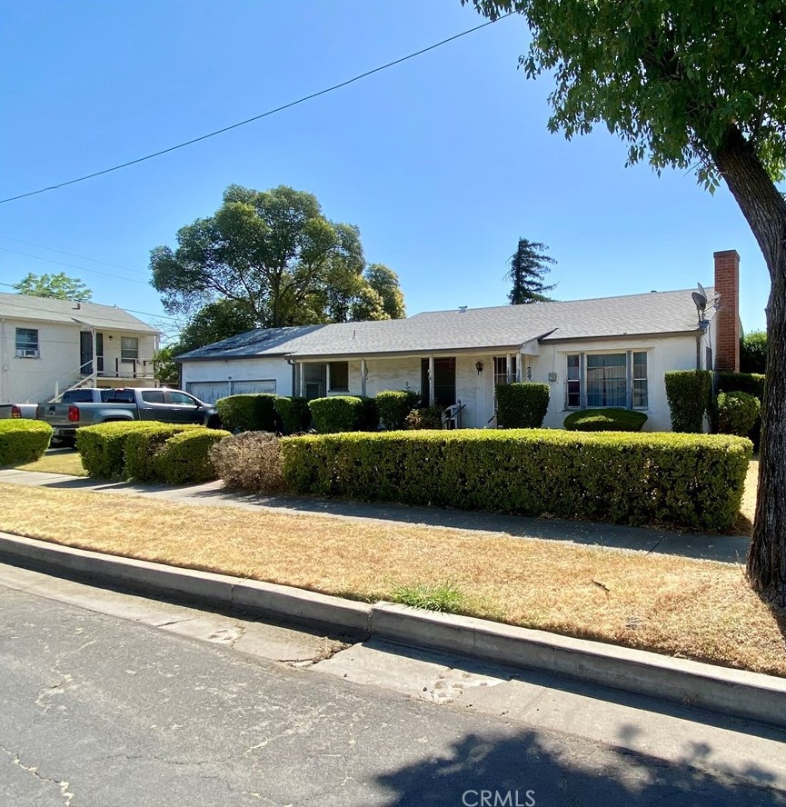 1702 D St, Merced, CA 95340-5026